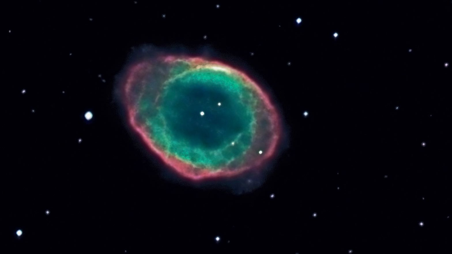 La nébuleuse de l’Anneau M 57