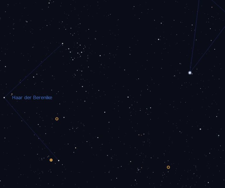 Melotte 111: Det vackraste intrycket ger en kikare med 7 till 8 gångers förstoring.