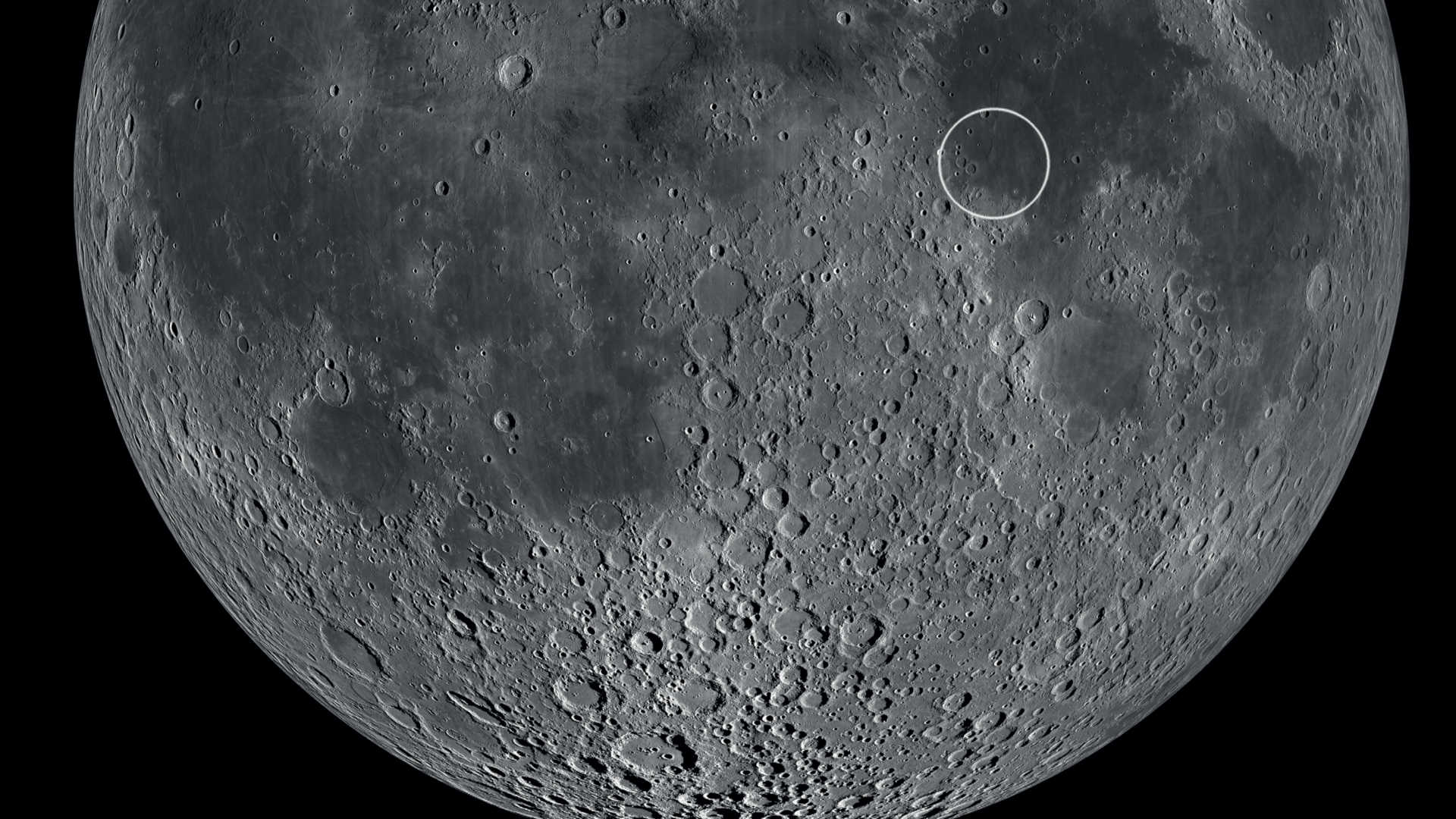 I sydvästra delen av Mare Tranquillitatis ligger platsen för den första bemannade månlandningen. NASA/GSFC/Arizona State University