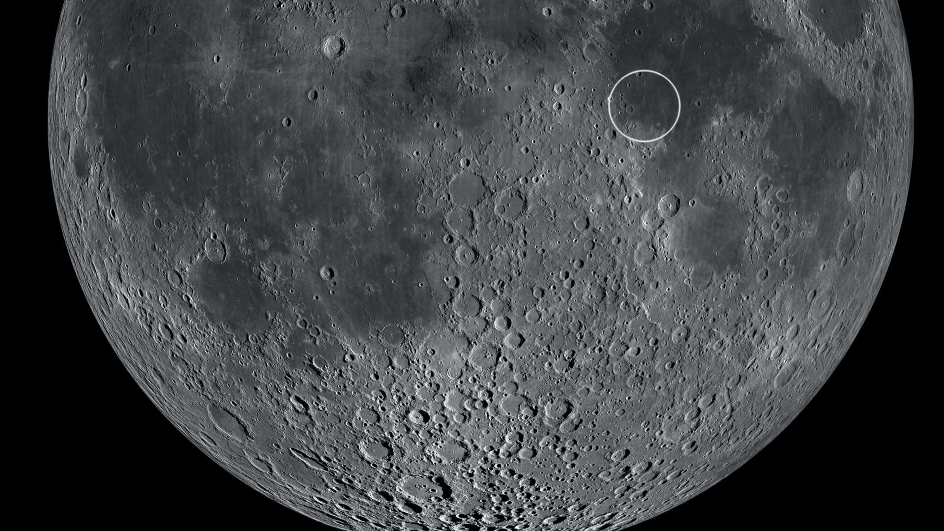 É a sudoeste do Mare Tranquillitatis que se situa o local da primeira alunagem tripulada. NASA/GSFC/Arizona State University 