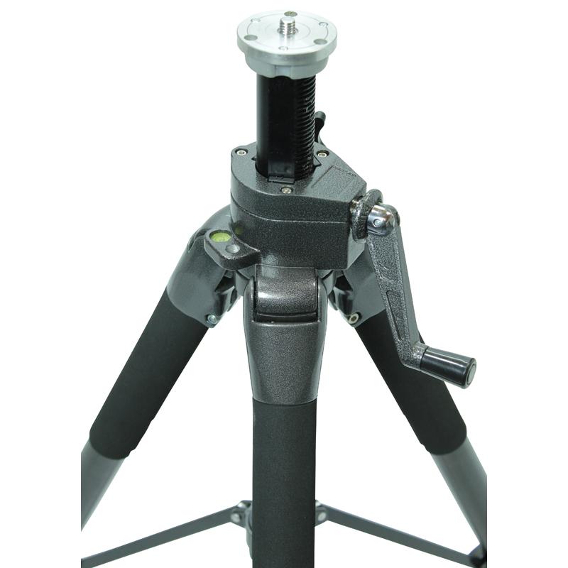 Omegon Titania 800 tripod